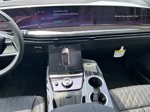 New 2026 Cadillac Escalade IQ Luxury 1 image 15