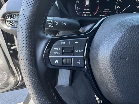 Used 2025 Honda HR-V Sport image 15