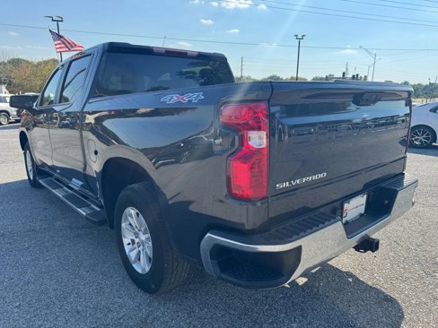 Used 2023 Chevrolet Silverado 1500 LT w/ Protection Package image 2