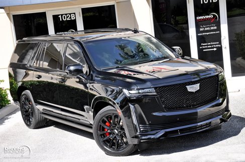 Used 2024 Cadillac Escalade ESV Sport Platinum w/ LPO, ONYX Package image 3