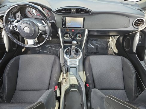 Used 2017 Toyota 86 image 9