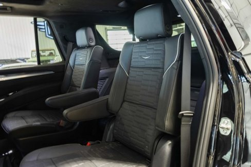 Used 2025 Cadillac Escalade V w/ LPO, Floor Liner Package image 15