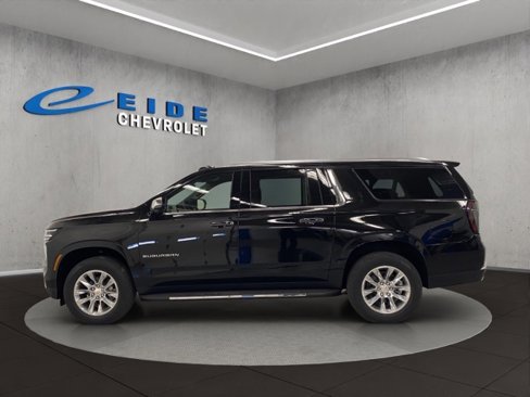 New 2026 Chevrolet Suburban Premier image 6