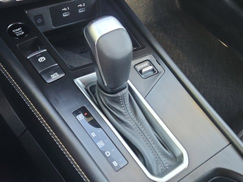 Used 2025 Nissan Kicks SV image 15