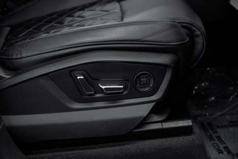 Used 2022 Audi SQ8 Prestige image 40