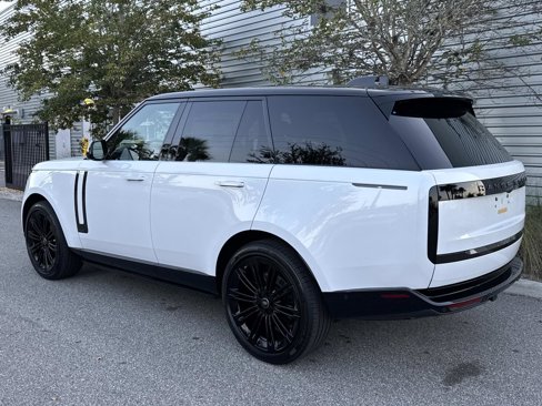 New 2025 Land Rover Range Rover Autobiography image 3