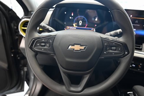New 2025 Chevrolet Trax LT image 19