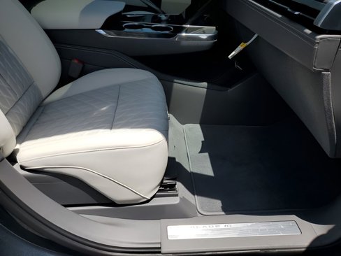 New 2026 Cadillac Escalade IQ Luxury 1 image 16