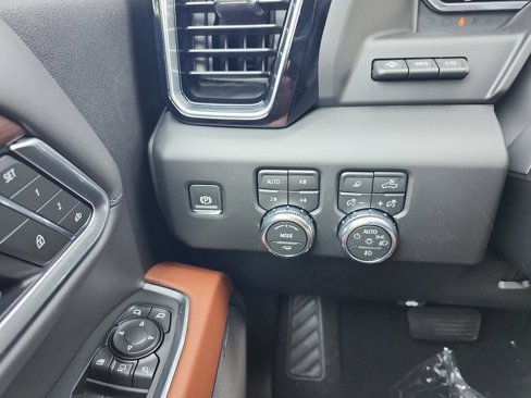 New 2026 GMC Sierra 3500 Denali Ultimate image 21