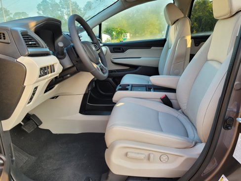 New 2026 Honda Odyssey EX-L image 5