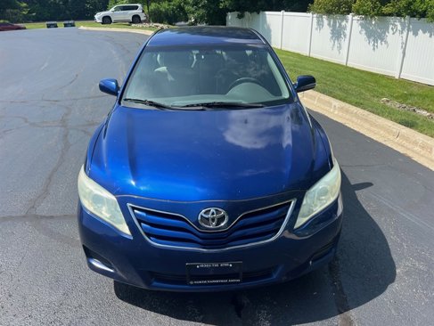 Used 2010 Toyota Camry LE image 38