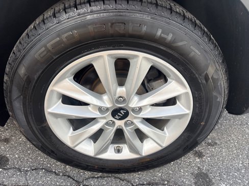 Used 2019 Kia Sorento LX w/ LX Convenience Package image 20
