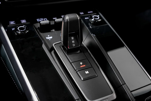 Used 2022 Porsche 911 Turbo S image 17
