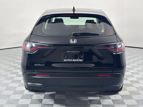 Used 2023 Honda HR-V LX image 6