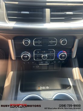 Used 2022 GMC Yukon SLT w/ SLT Premium Package image 11