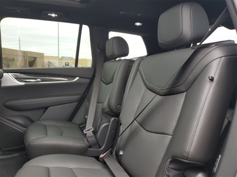 New 2025 Cadillac XT6 Sport w/ Technology Package image 26
