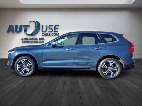 Used 2022 Volvo XC60 B5 Momentum w/ Climate Package image 16