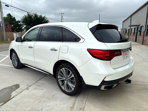 Used 2017 Acura MDX w/ Technology & Entertainment image 11