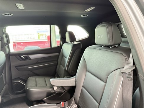 New 2026 Buick Enclave Sport Touring w/ Power Package image 18