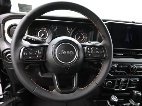 Used 2024 Jeep Wrangler Sport S image 14