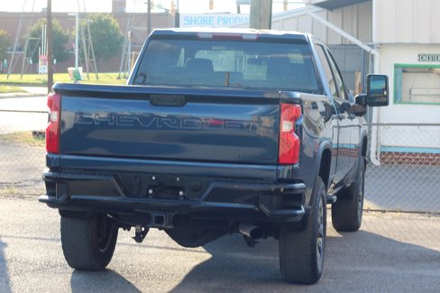 Used 2022 Chevrolet Silverado 2500 Custom w/ Custom Value Package image 7