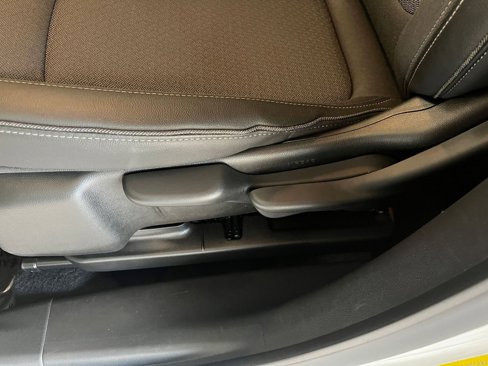 Used 2025 Buick Encore GX Preferred image 23