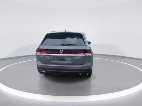 New 2025 Volkswagen Atlas SEL image 7