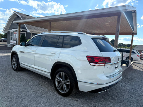 Used 2018 Volkswagen Atlas SE w/ R-Line Package image 7