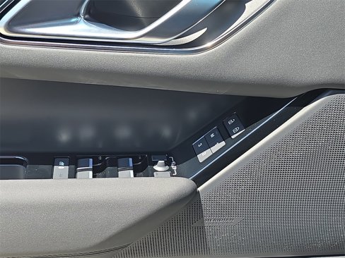 New 2026 Land Rover Range Rover Velar S image 28