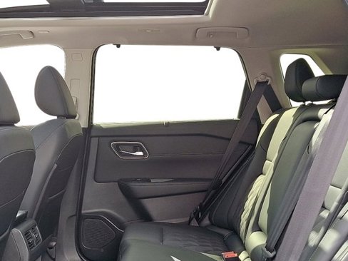 New 2026 Nissan Rogue Platinum image 20