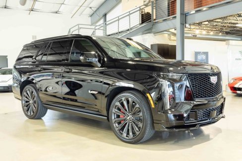 Used 2025 Cadillac Escalade V w/ LPO, Floor Liner Package image 3