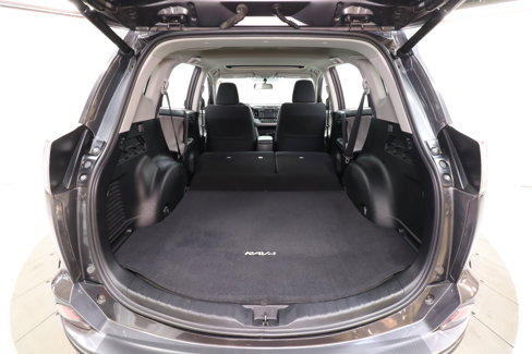 Used 2016 Toyota RAV4 XLE image 30
