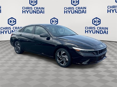 Certified 2025 Hyundai Elantra Limited image 1