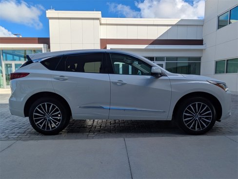 Used 2025 Acura RDX SH-AWD w/ Advance Package image 3