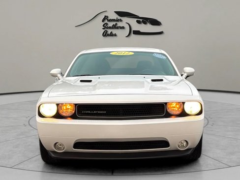 Used 2012 Dodge Challenger SXT Plus image 11