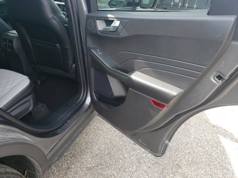 Used 2024 Ford Escape SE w/ PHEV Premium Package image 19