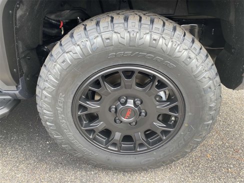 New 2025 Toyota 4Runner TRD Off-Road Premium image 9