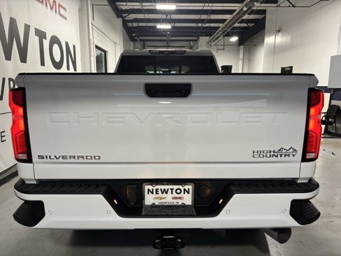 New 2025 Chevrolet Silverado 3500 High Country w/ Technology Package image 32