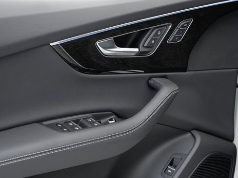 New 2025 Audi Q7 3.0T Premium Plus image 8