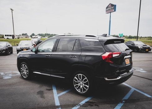 Used 2022 GMC Terrain Denali image 30