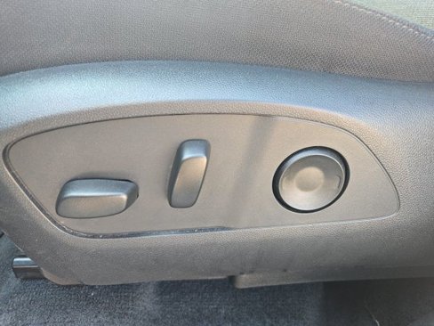 Used 2025 GMC Acadia Elevation image 21