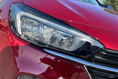 Used 2021 Buick Encore GX Select image 32