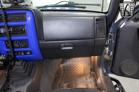 Used 1999 Jeep Cherokee Classic image 21