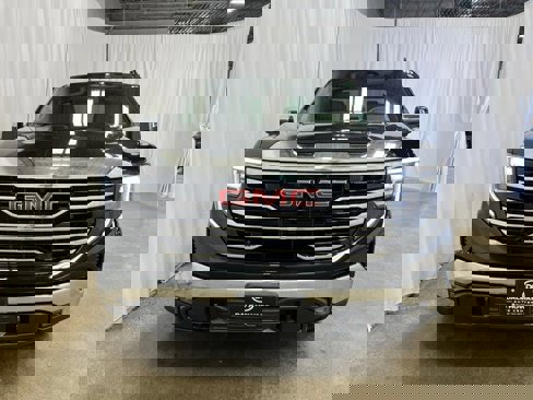 New 2026 GMC Sierra 1500 SLT w/ X31 Off-Road Package image 16