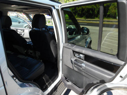 Used 2015 Land Rover LR4 HSE image 21