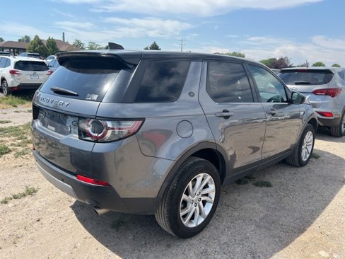 Used 2018 Land Rover Discovery Sport HSE image 2