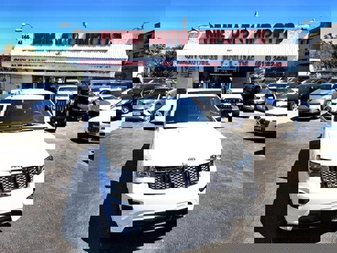 Used 2018 Jeep Grand Cherokee Altitude image 6