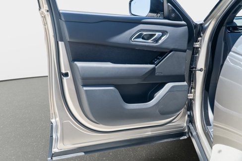 New 2026 Land Rover Range Rover Velar S image 12