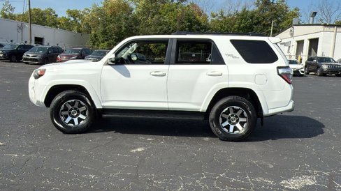 Certified 2024 Toyota 4Runner TRD Off-Road Premium image 4