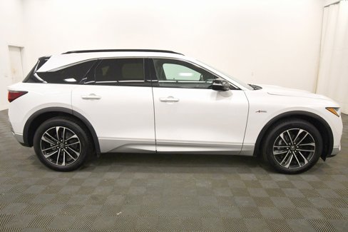 Used 2024 Acura ZDX A-Spec image 9